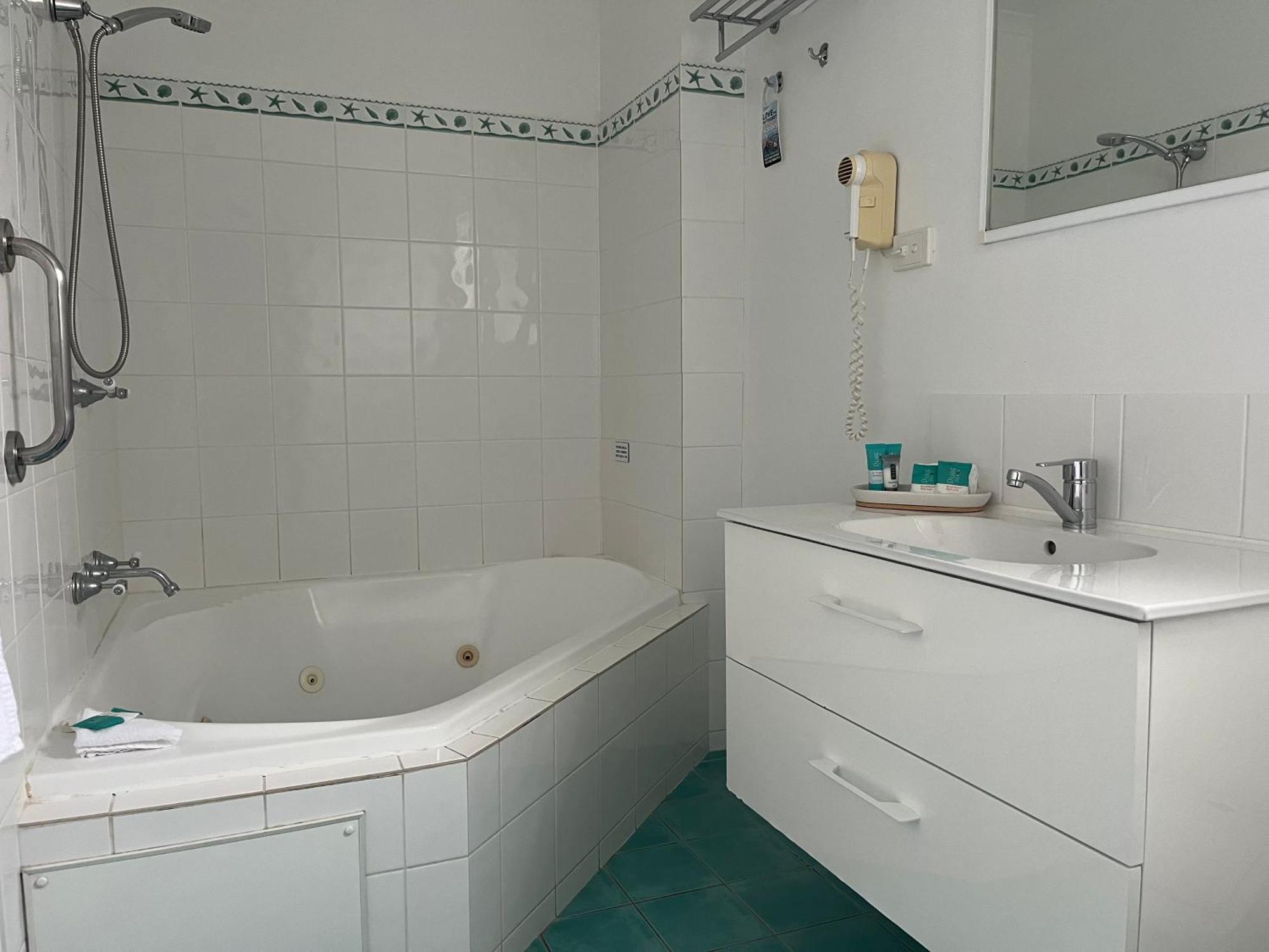 Diamond Beach Holiday Park Екстериор снимка