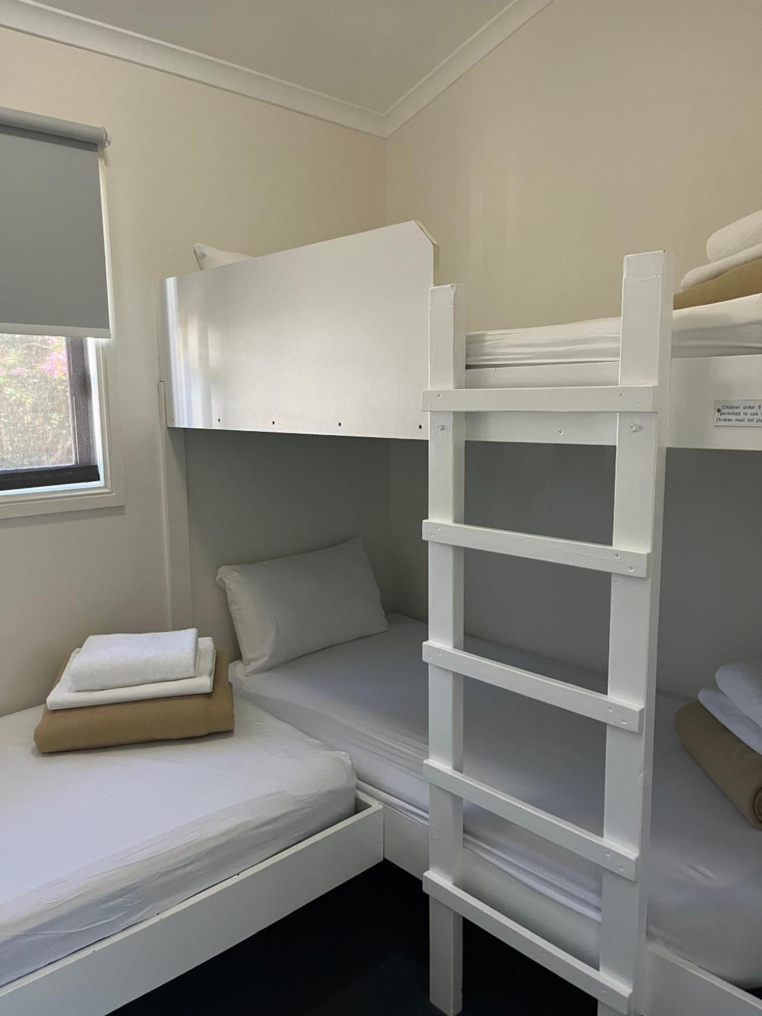 Diamond Beach Holiday Park Екстериор снимка